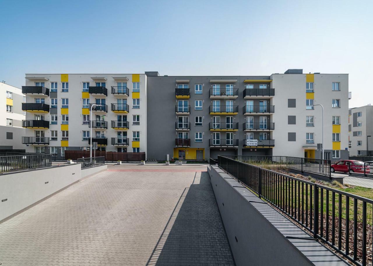 Warszawa-Wlochy Brilliant Apartment Varsóvia Exterior foto